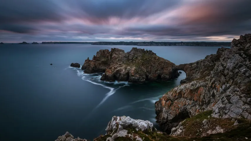 The Secret Social Hierarchy of z-index